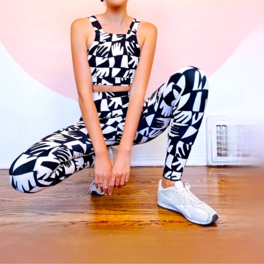 Dazed LA - Anthro - Handprint Legging Workout Set - Top size M, Bottom size S